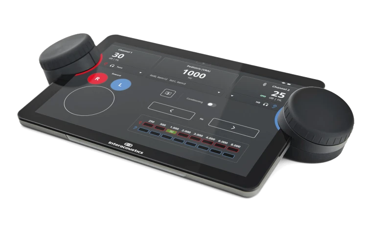 The Interacoustics Touch Keyboard displays one of its test screens.